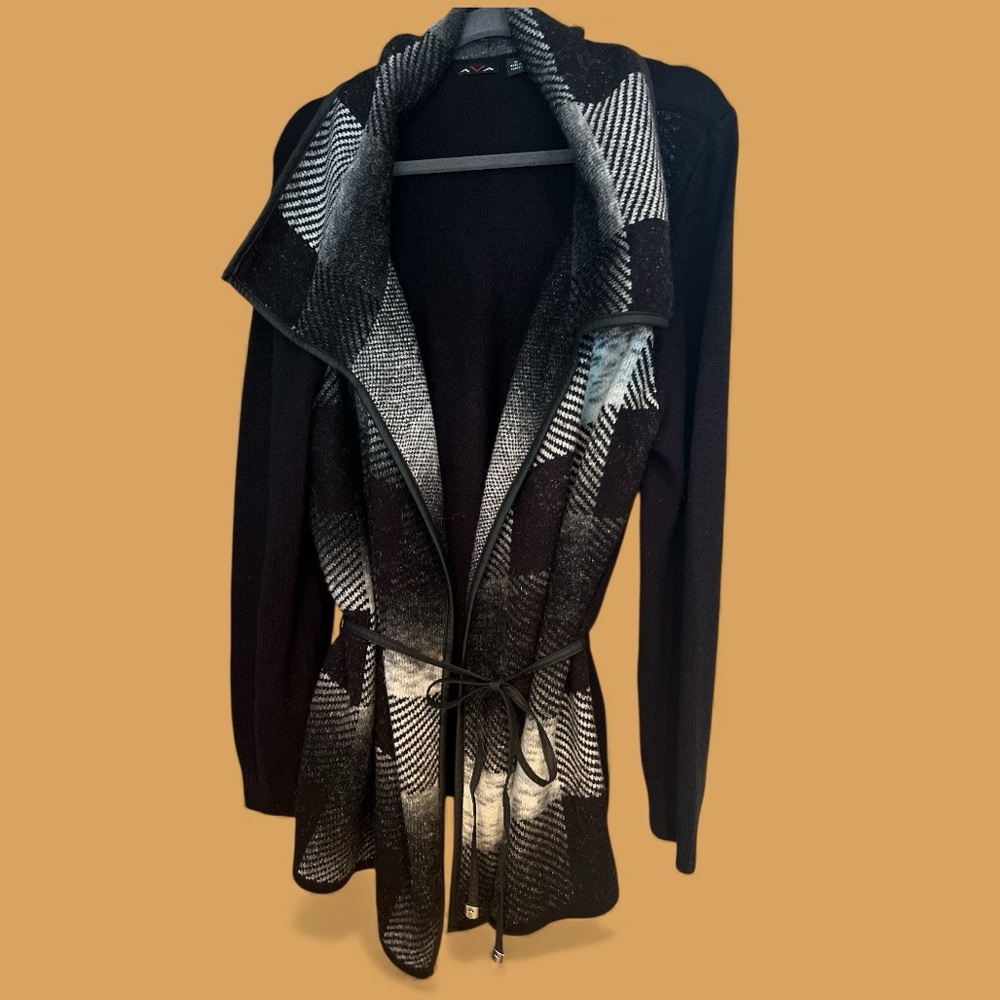 Cozy & Chic Black and Gray Plaid Women's Sweater Jacket.